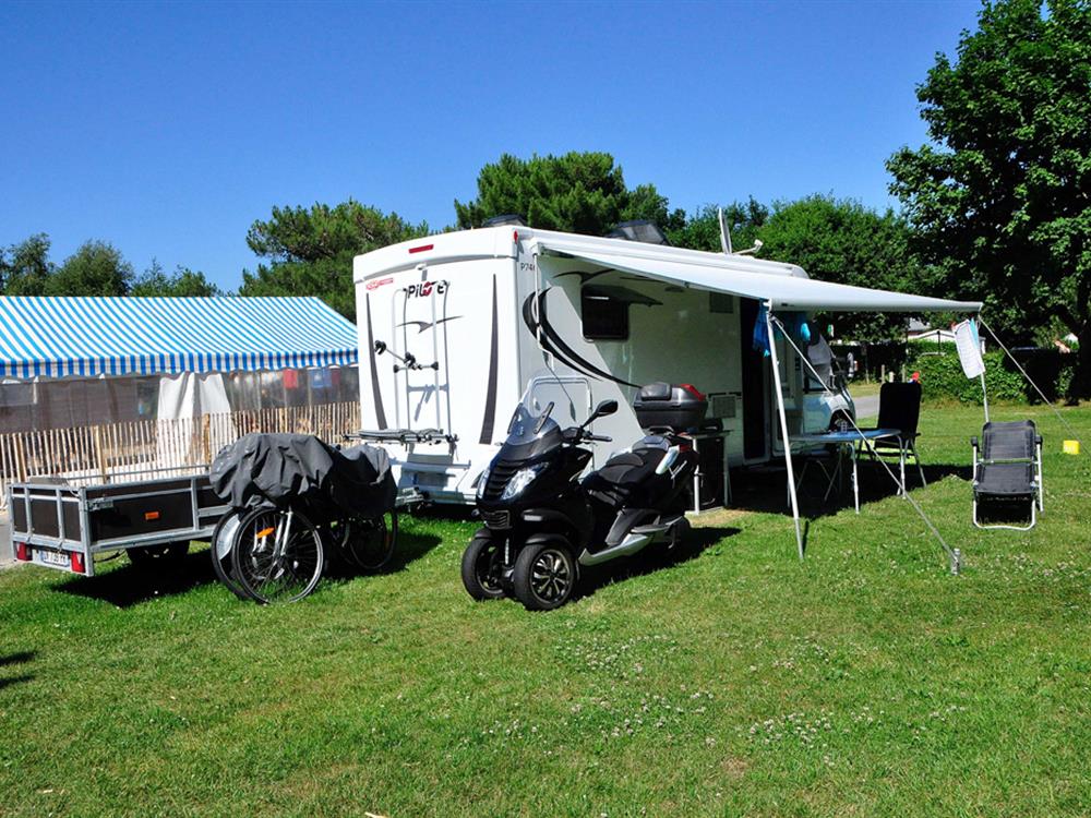©Camping la touesse-Saint-Lunaire-emplacements de camping