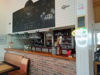 Services 10 bar restau