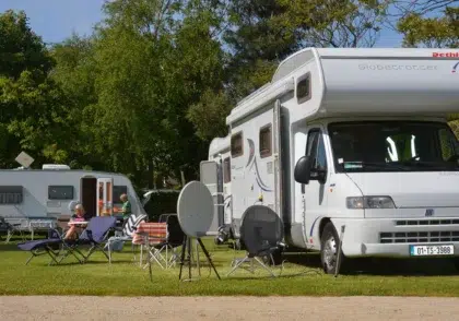 Accueil 8 camping touesse photo camping car
