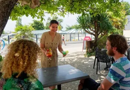 Services 4 camping touesse photo cocktail