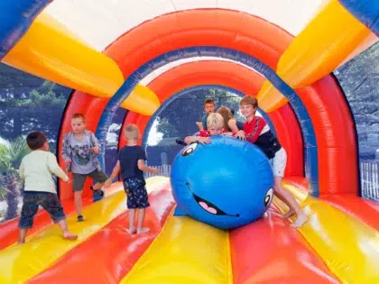 jeu gonflable camping saint malo